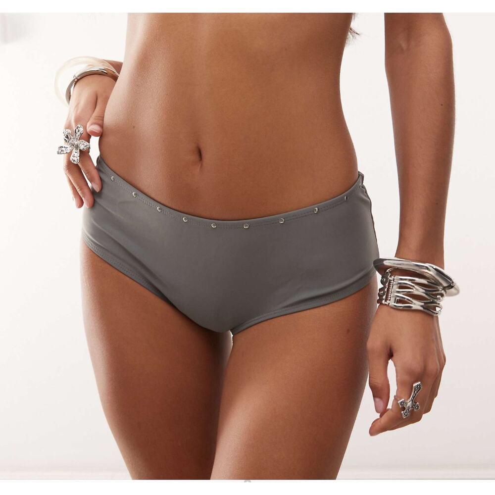 motel kairi stud detail bikini bottoms in charcoal